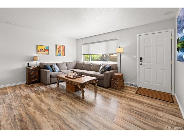 419 38th Ave, Greeley, CO 80634
