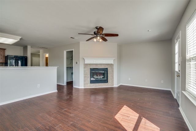 3017 Southern Hills Lane, Mesquite, TX 75181