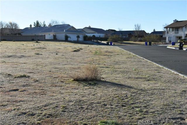 26555 Oar, Helendale, CA 92342