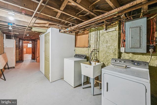 5632 BELAIR RD, Baltimore, MD 21206