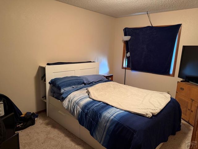 1888 W Chimazo Dr, Pueblo West, CO 81007