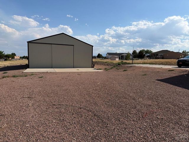 1888 W Chimazo Dr, Pueblo West, CO 81007