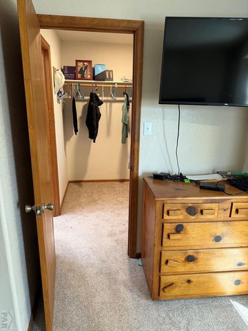 1888 W Chimazo Dr, Pueblo West, CO 81007