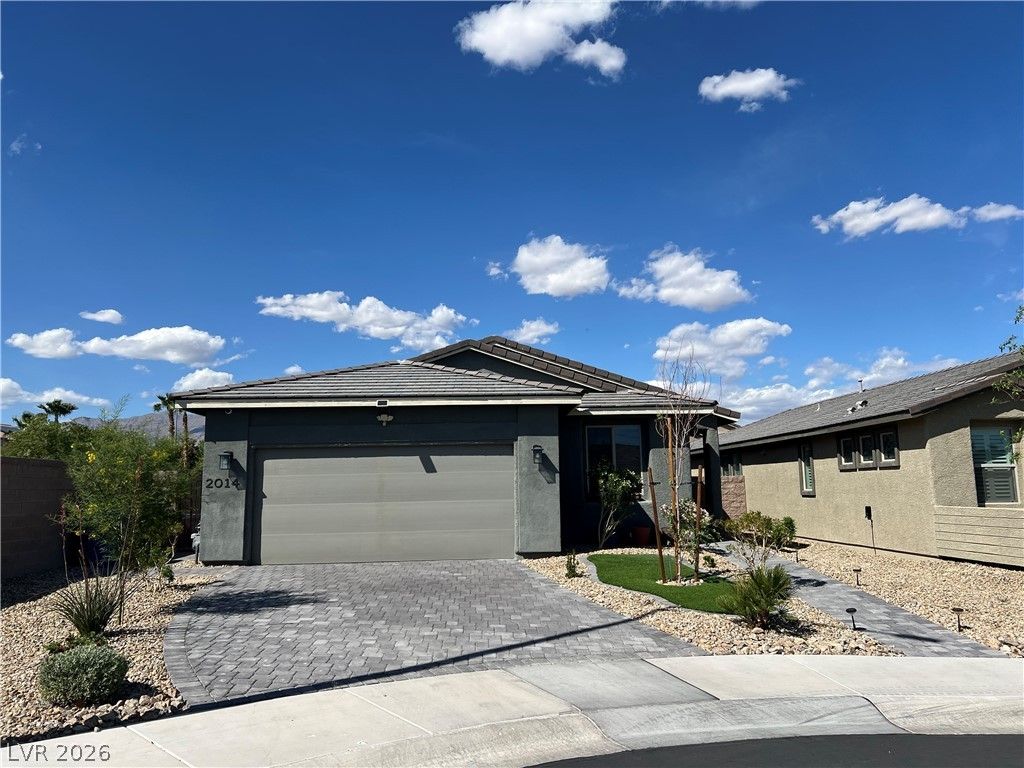 2014 Millergrove Avenue, North Las Vegas, NV 89086