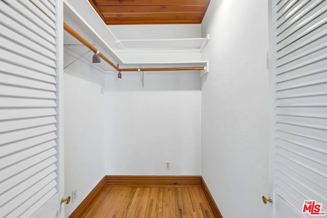 7424 W 81st Street, Los Angeles, CA 90045