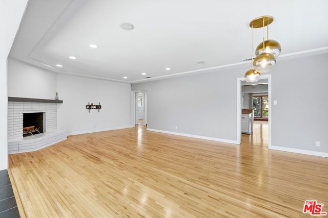 7424 W 81st Street, Los Angeles, CA 90045