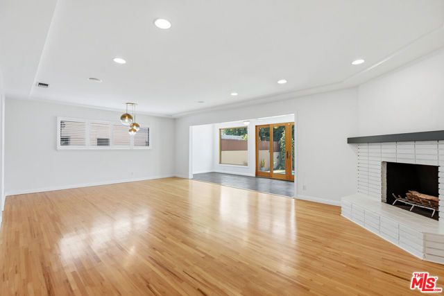 7424 W 81st Street, Los Angeles, CA 90045