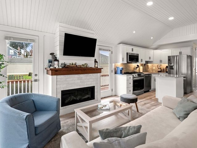 23 Juniper Avenue, Salem, MA 01970