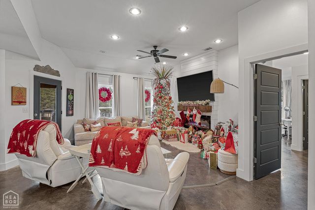 222 County Road 7612, Brookland, AR 72417