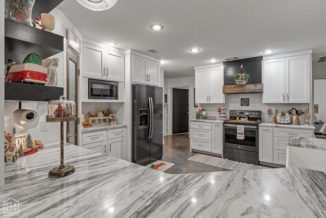 222 County Road 7612, Brookland, AR 72417