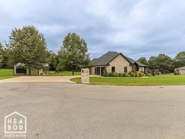 222 County Road 7612, Brookland, AR 72417