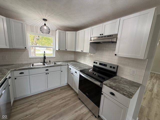 602 S Murphy Avenue, Brazil, IN 47834