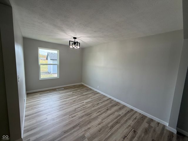 602 S Murphy Avenue, Brazil, IN 47834