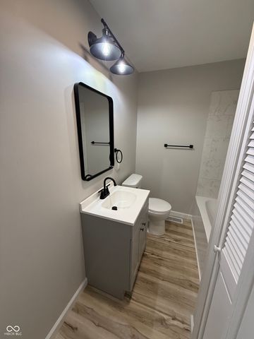 602 S Murphy Avenue, Brazil, IN 47834