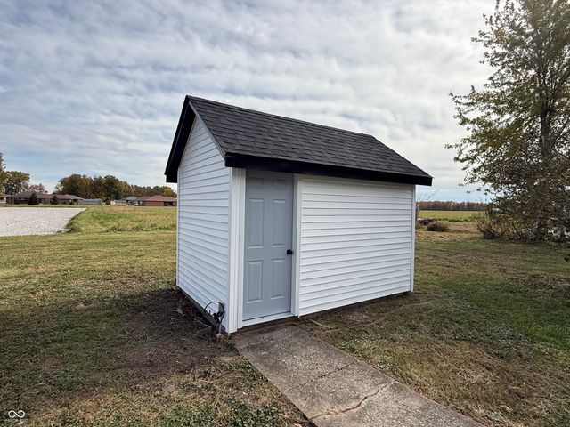 602 S Murphy Avenue, Brazil, IN 47834