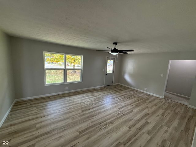 602 S Murphy Avenue, Brazil, IN 47834