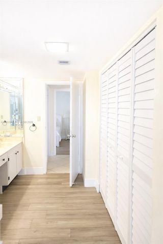 20335 W Country Club Dr 2509, Aventura, FL 33180