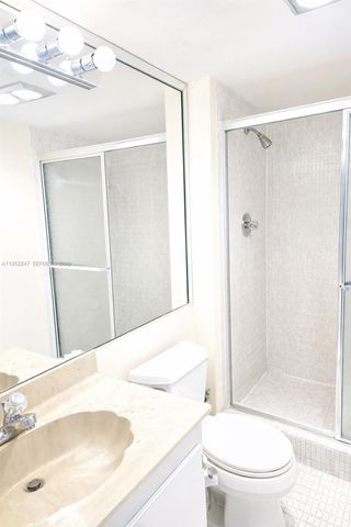 20335 W Country Club Dr 2509, Aventura, FL 33180