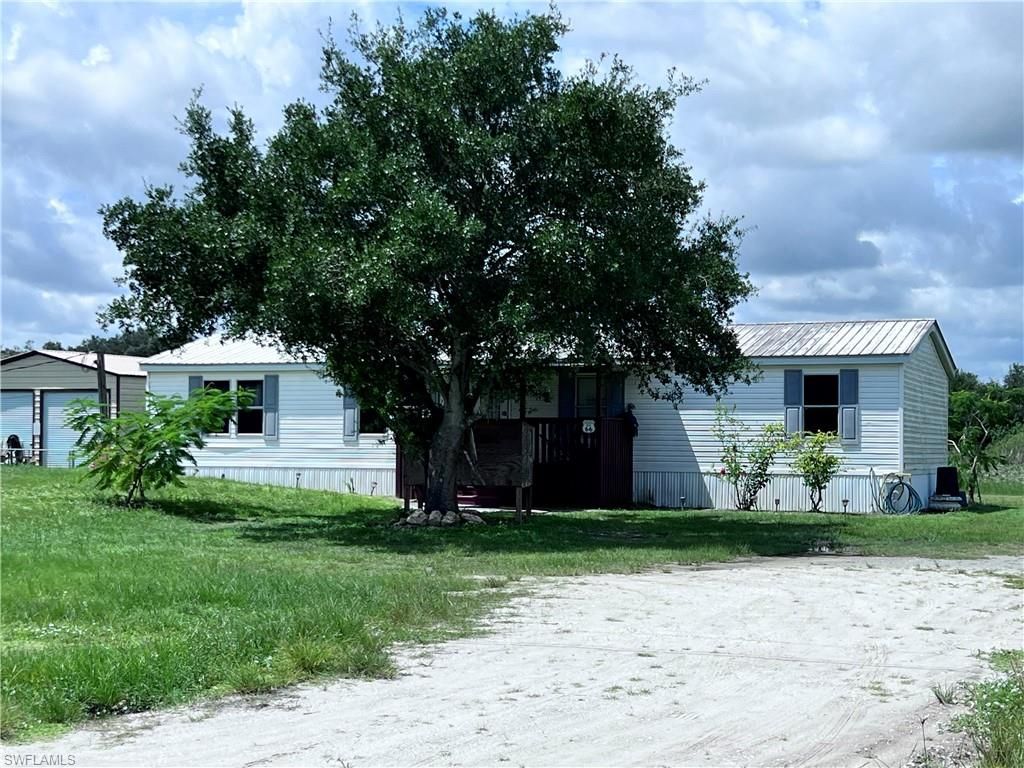 3704 DUSTIN DR, Labelle, FL 33935