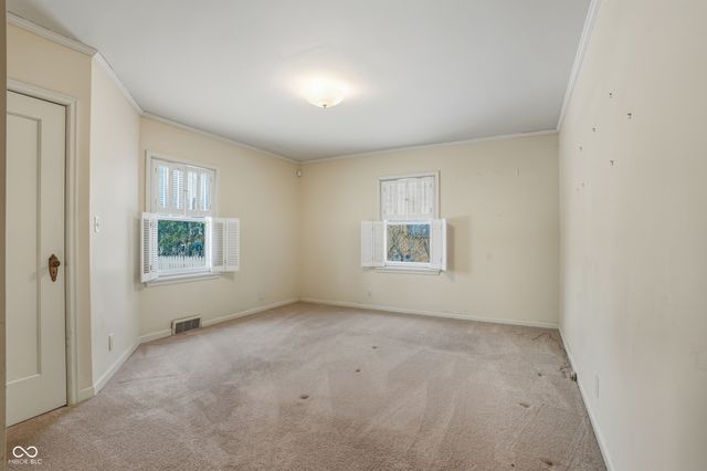 5214 Woodside Drive, Indianapolis, IN 46228