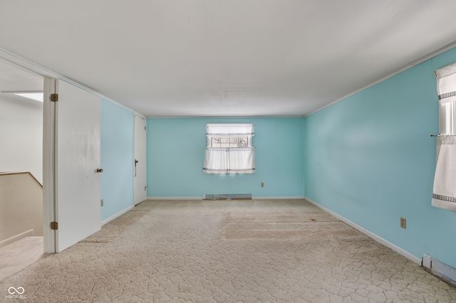 5214 Woodside Drive, Indianapolis, IN 46228