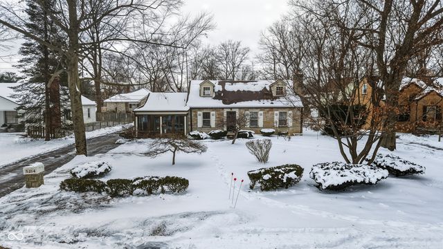 5214 Woodside Drive, Indianapolis, IN 46228