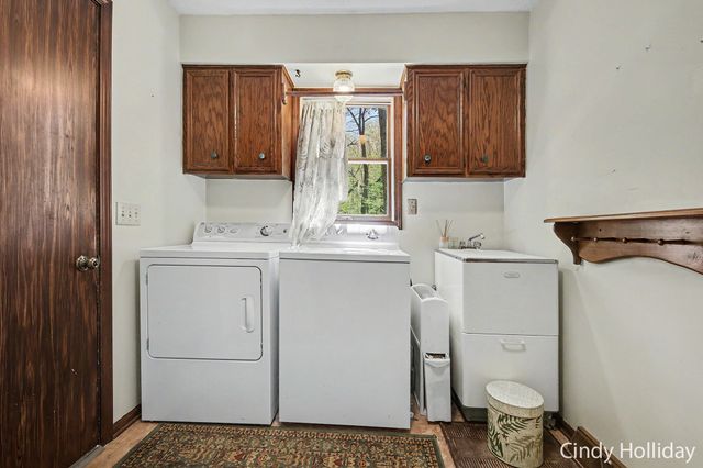 7550 Woodsy End Street, Middleville, MI 49333
