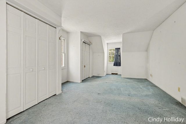 7550 Woodsy End Street, Middleville, MI 49333