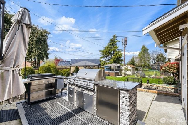 11031 Cornell Avenue S, Seattle, WA 98178