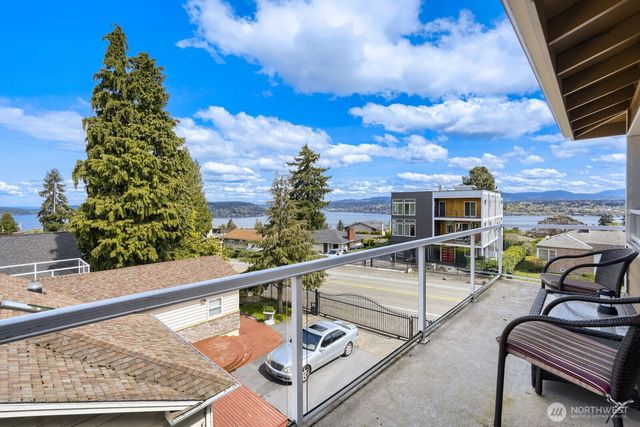 11031 Cornell Avenue S, Seattle, WA 98178