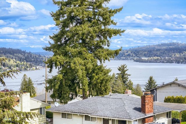 11031 Cornell Avenue S, Seattle, WA 98178