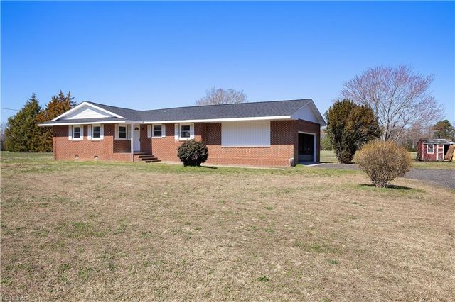 584 Gilpark RD, Dendron, VA 23839
