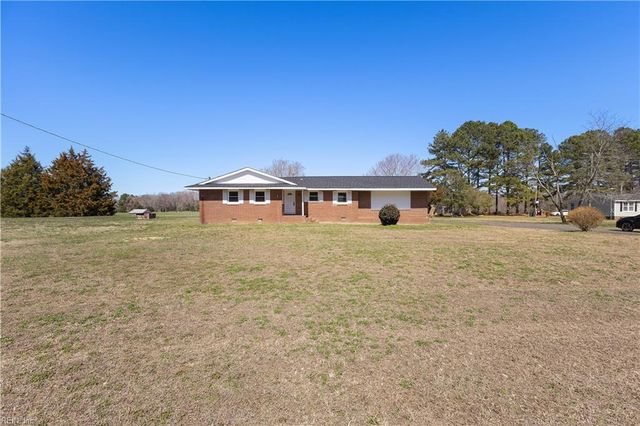 584 Gilpark RD, Dendron, VA 23839