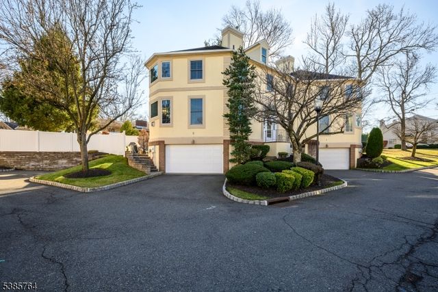 2 Sevell Cir, Clark Twp., NJ 07066
