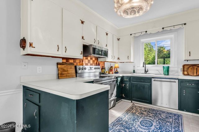 475 Locust Point Road, Rumson, NJ 07760