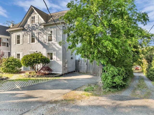 475 Locust Point Road, Rumson, NJ 07760
