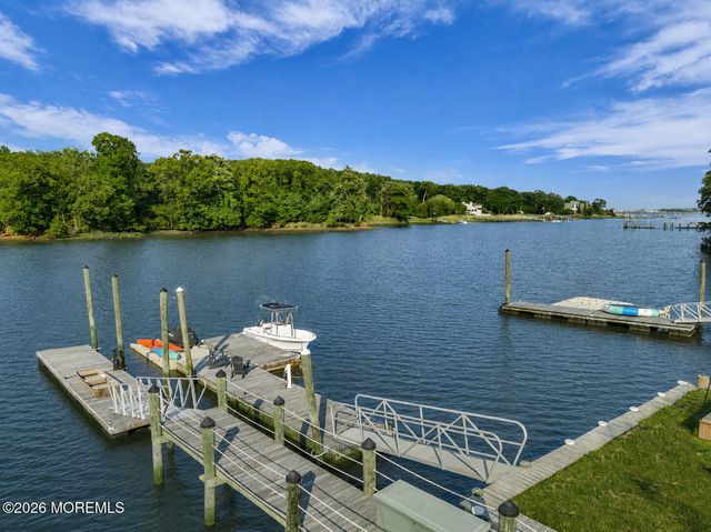 475 Locust Point Road, Rumson, NJ 07760