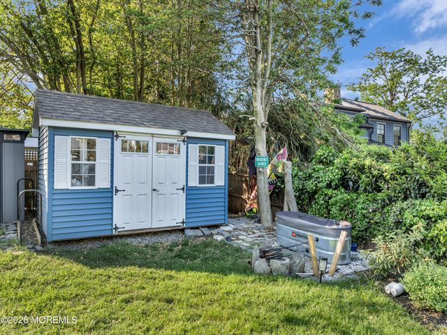 475 Locust Point Road, Rumson, NJ 07760