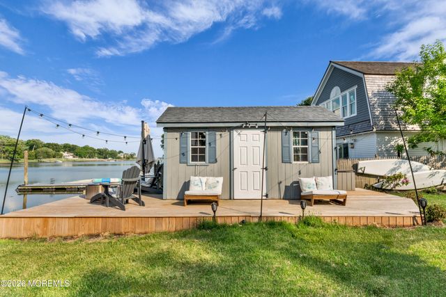 475 Locust Point Road, Rumson, NJ 07760