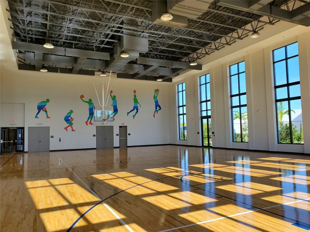 Image 18 of property listing at 9627 Watercrest Isle, Parkland, FL 33076