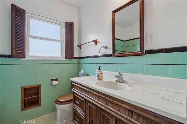 6544 E Willow, Long Beach, CA 90815