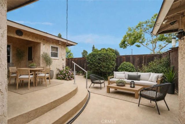 6544 E Willow, Long Beach, CA 90815