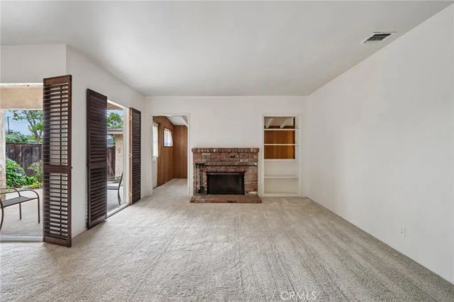 6544 E Willow, Long Beach, CA 90815