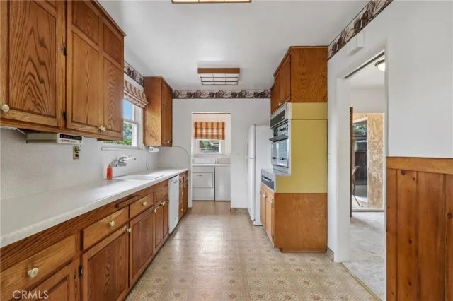 6544 E Willow, Long Beach, CA 90815