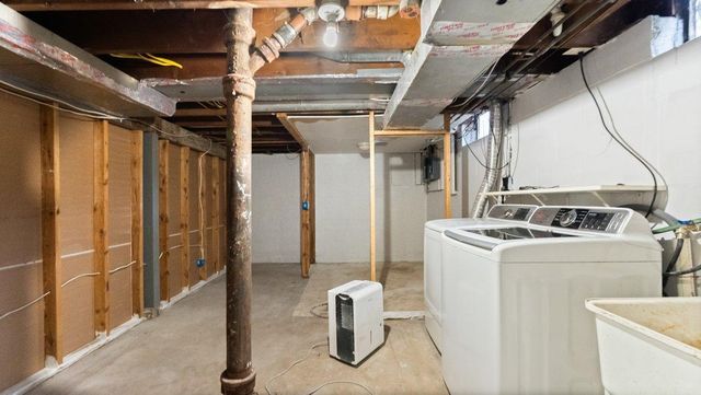 545 4th Avenue SW, Hutchinson, MN 55350