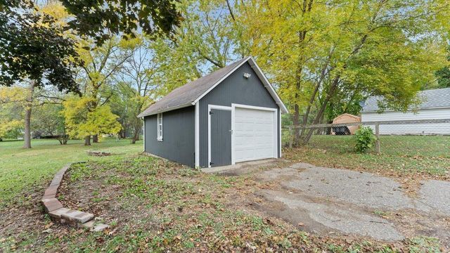 545 4th Avenue SW, Hutchinson, MN 55350