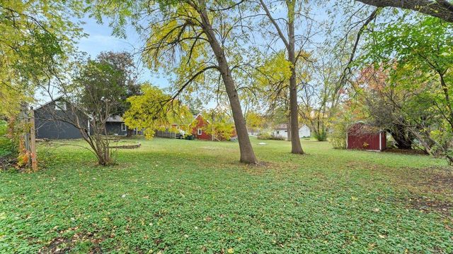 545 4th Avenue SW, Hutchinson, MN 55350