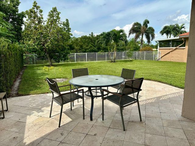 1628 S S Club Dr Drive, Wellington, FL 33414