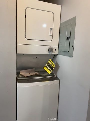 2059 San Anseline A, Long Beach, CA 90815