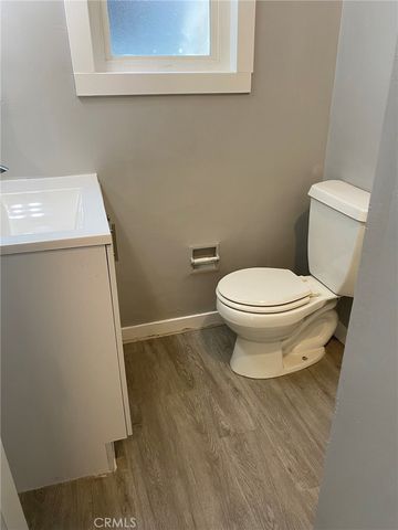 2059 San Anseline A, Long Beach, CA 90815